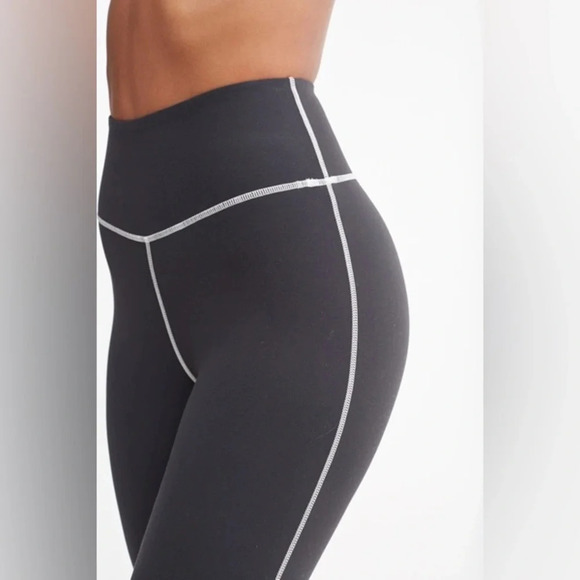 WEWOREWHAT Corset Legging in Solid Black - Picture 3 of 10